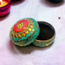 Шкатулка с камнями лазурная (d=40mm) индийская