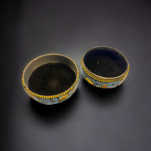 Шкатулка с камнями синяя (d=40mm) индийская