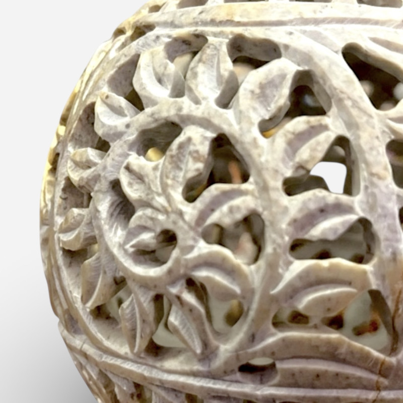 Подсвечник резной камень высокий