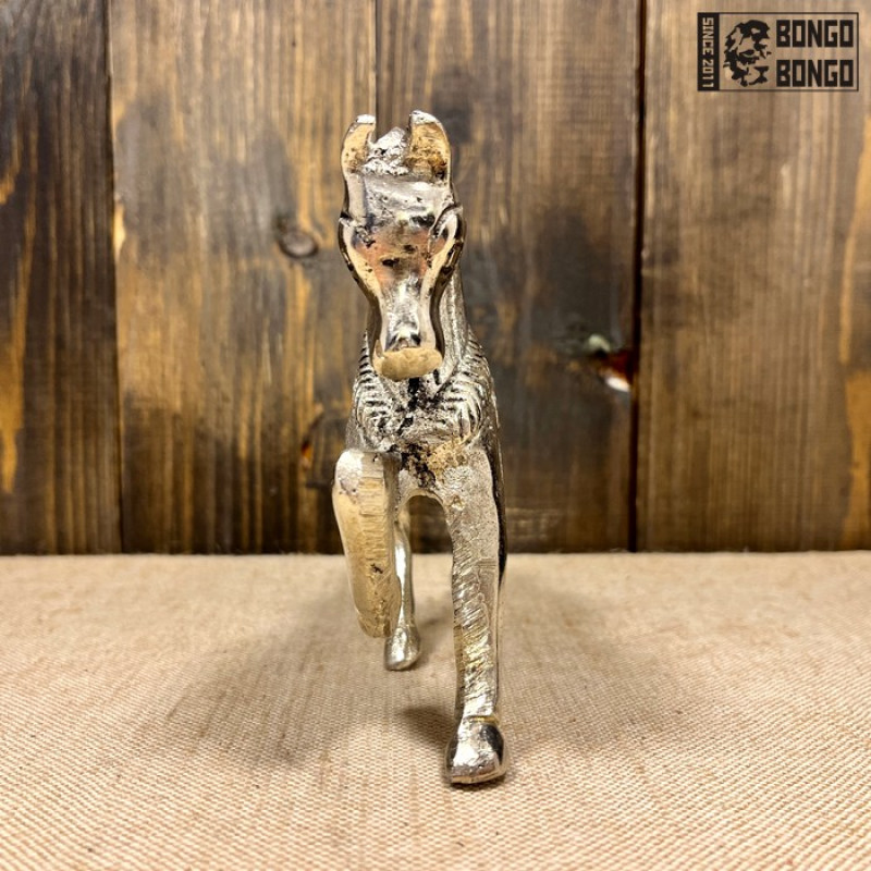 Конь из латуни с гравировкой (15см)